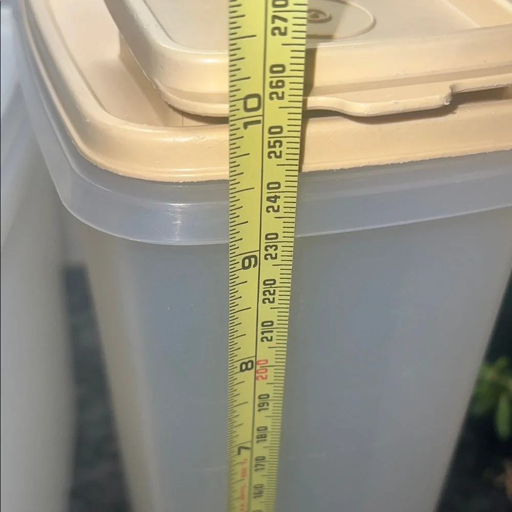 Set of 3 Vintage Cream, Blue and White Cereal Container’s by Tupperware